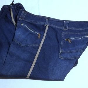 Femm-e Blue Jeans, Size 18